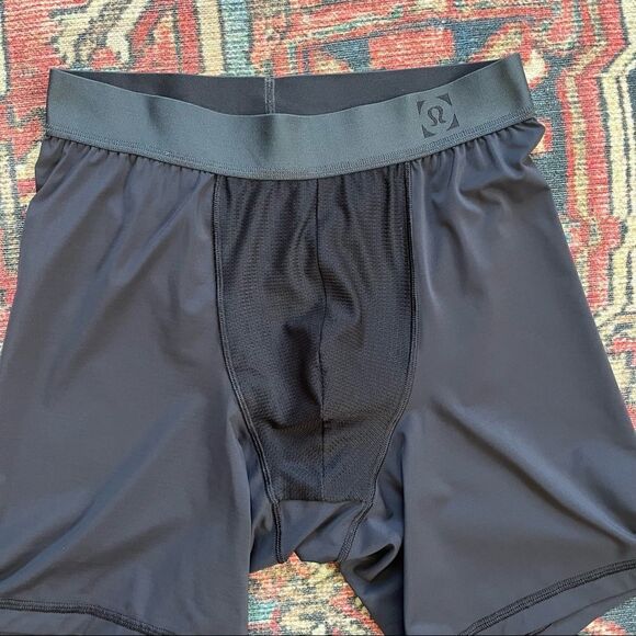 Lululemon LTT Black Boxers Small - Picture 5 of 8